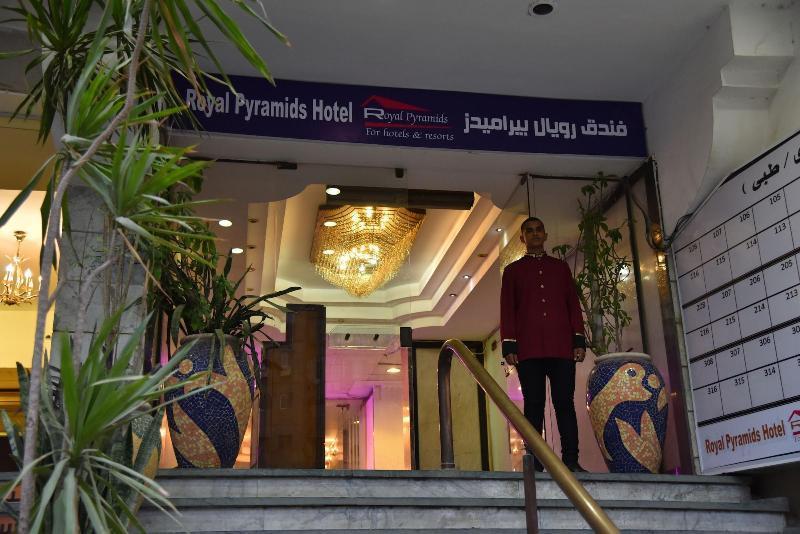 Royal Pyramids Hotel Kairó Kültér fotó